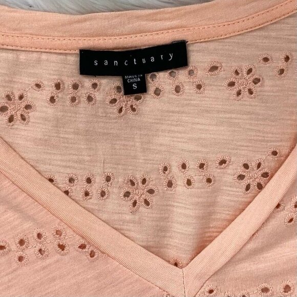 Sanctuary Women’s Peach Flutter Cap Sleeve Floral Eyelet Tunic Blouse S/C39 - Picture 6 of 9